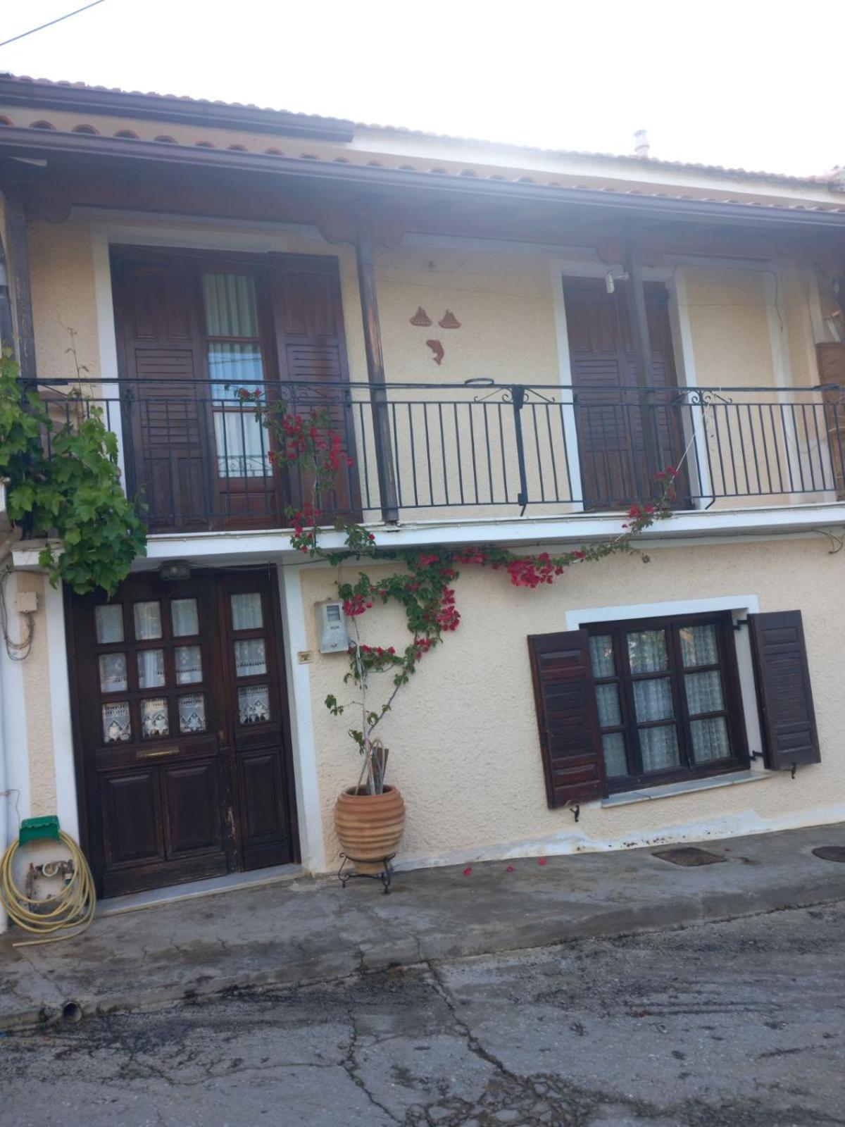Katerinas Apartmens Skiathos Exterior photo