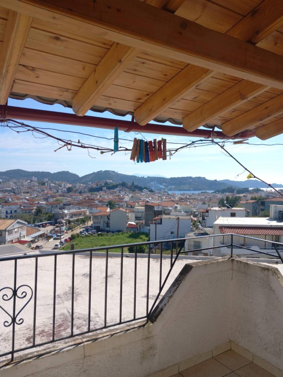 Katerinas Apartmens Skiathos Exterior photo