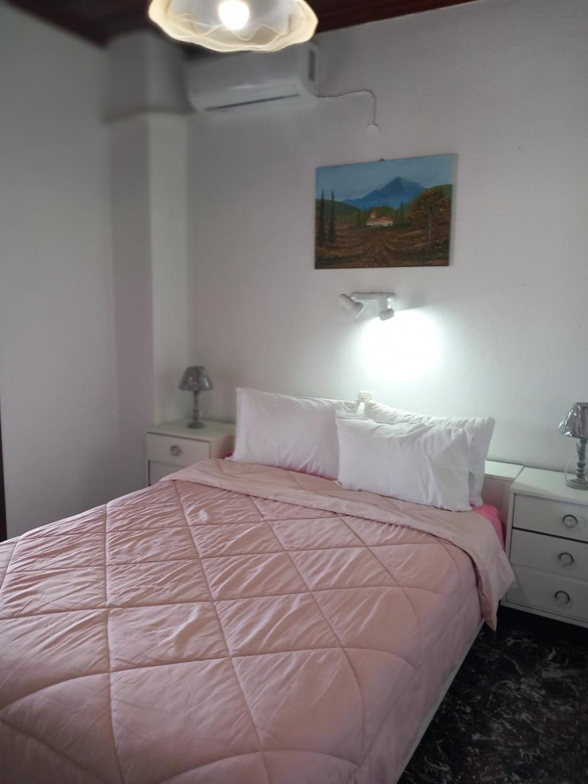 Katerinas Apartmens Skiathos Exterior photo
