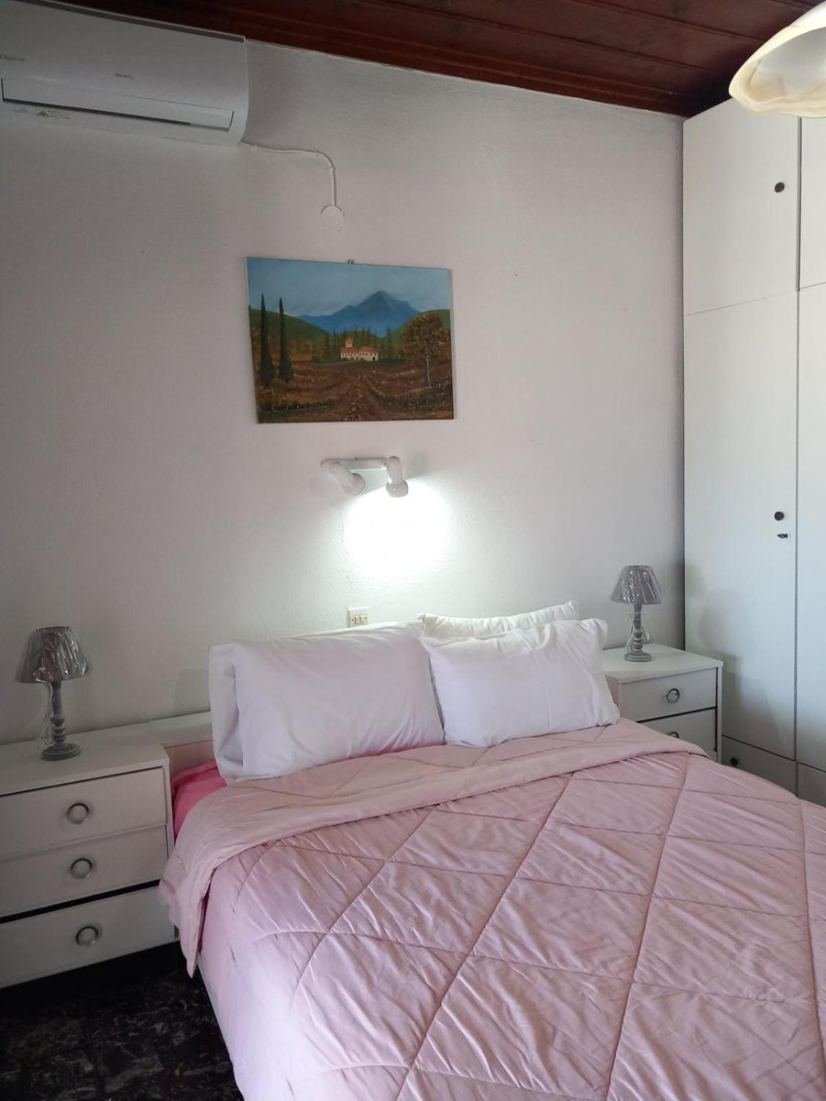Katerinas Apartmens Skiathos Exterior photo