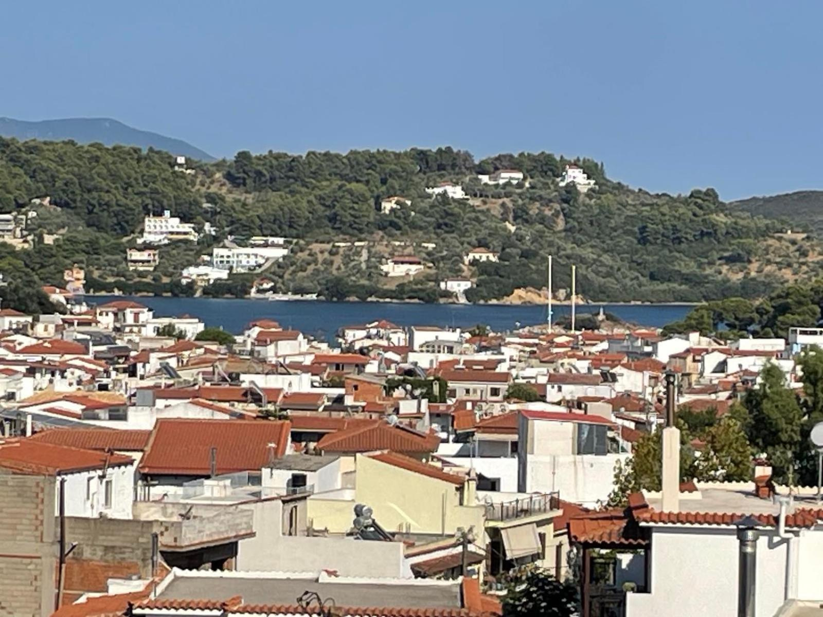 Katerinas Apartmens Skiathos Exterior photo